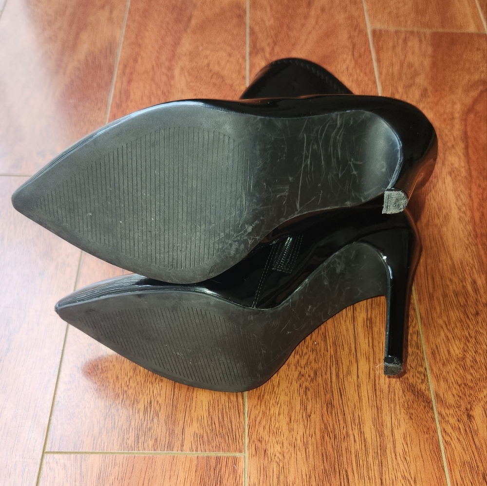 Stretch Pointed Toe Heel Bootie - image 6